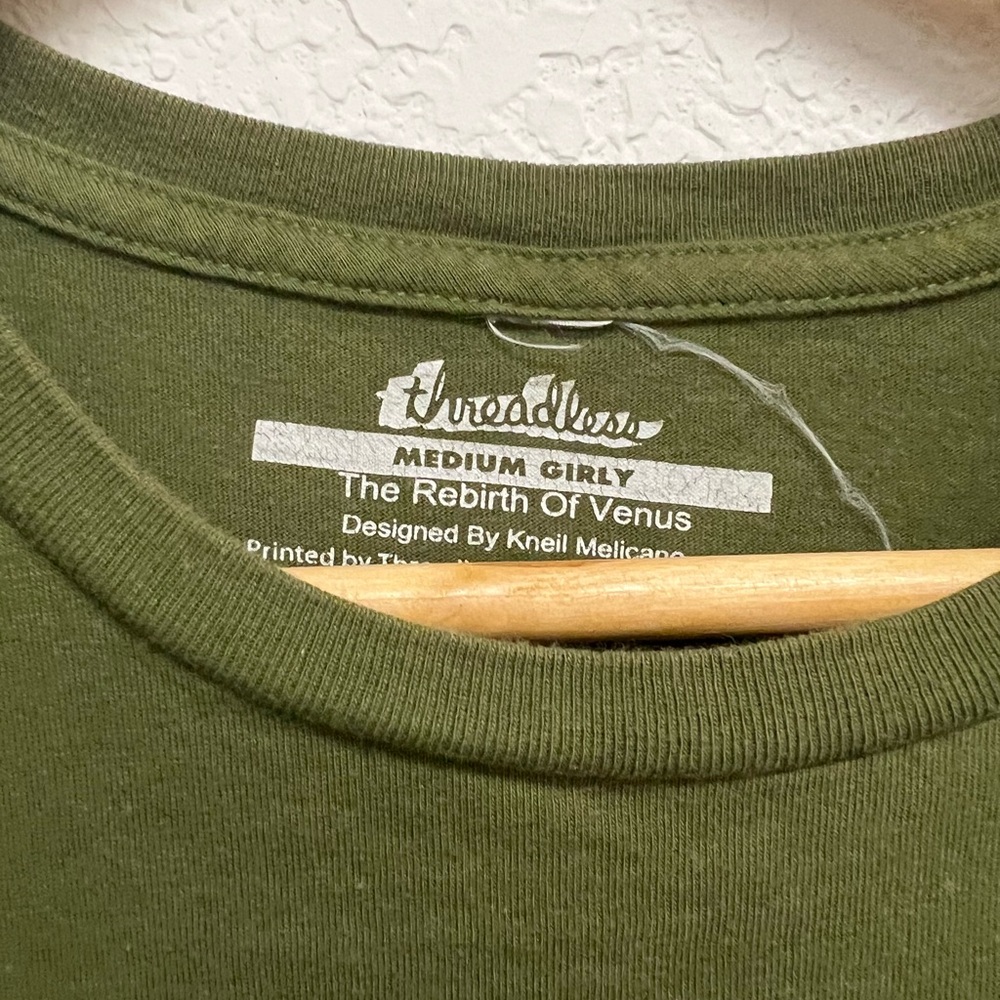 “Rebirth of Venus” Threadless Olive Green Tee Girly Cut Medium - Picture 3 of 4